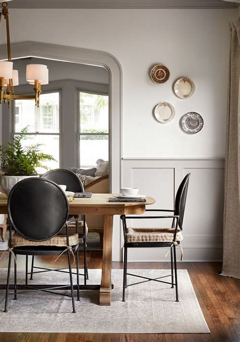 Light gray living room ideas fixer upper. Classic decor inspiration in this dining room with light ...
