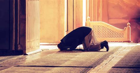 Salah Prayer The Second Pillar Of Islam Islamic Relief Uk