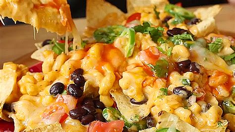 How To Make The Ultimate Mac And Cheese Nachos Rtm Rightthisminute