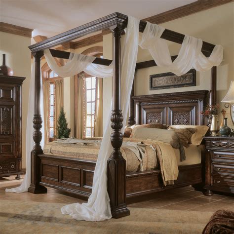 When you think of a canopy bed, you might think of a french palace bedroom. Interior Design | Home Decor | Furniture & Furnishings ...