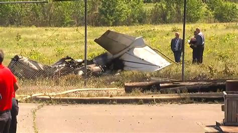 Video Plane Crashes At Arkansas Airport Bursts Into Flames Wbma
