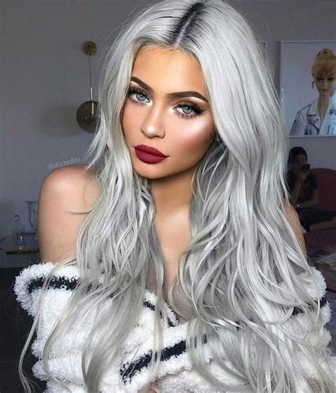 The added luster helps hair look silky, plus reflects light onto skin to boost radiance. 5 Hair Color Trends Of 2020 And 25 Ideas - Styleoholic