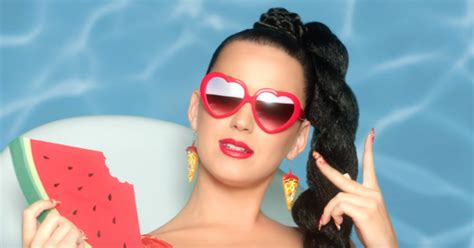 Katy Perry Has Become The First Person To Hit 100 Million Followers On