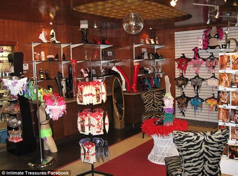 Woman 23 Facing Theft Charges After Drunkenly Stealing Sex Toy From Store Where She D Just