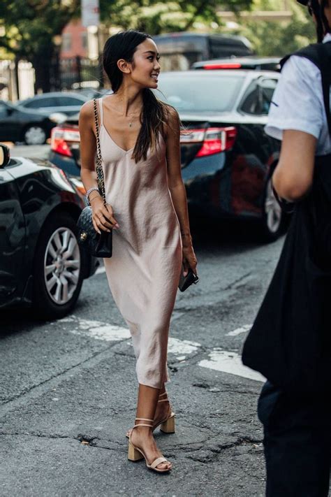 New York Summer Fashion Outfit Ideas For Women 2023 Street Style Review