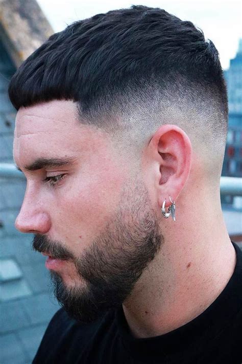 Men S Haircut Fade Sides Short Top A Guide For Relaxed Style The 2023 Guide To The Best Short