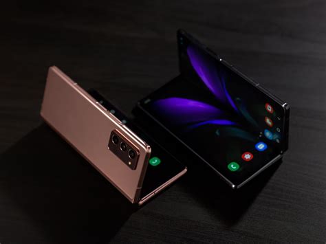 The hardware is crafted perfectly and exudes quality, while the functionality of the screens and hinge. Samsung open Galaxy Z Fold2 and Flip 5G smartphones | Game On Australia