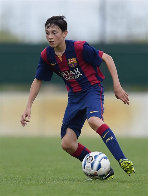 arsenal sign pacey teenager from barcelona