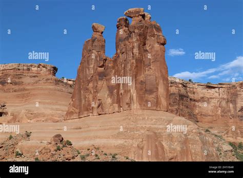 Landscape Of Three Gossips Canyon In Courthouse Towers And Park Avenue