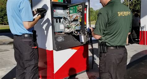 (please note that the bureau did not collect agreements for 2015. Secret Service cracks down on credit card skimming at gas pumps - General news - NewsLocker