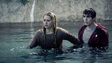 ‎warm Bodies 2013 Directed By Jonathan Levine Reviews Film Cast