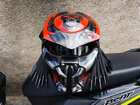 Good custom motorcycle helmets aren't as common as you'd think. predator helmet custom full-face 2018 (DOT) by IDOLHELMET ...