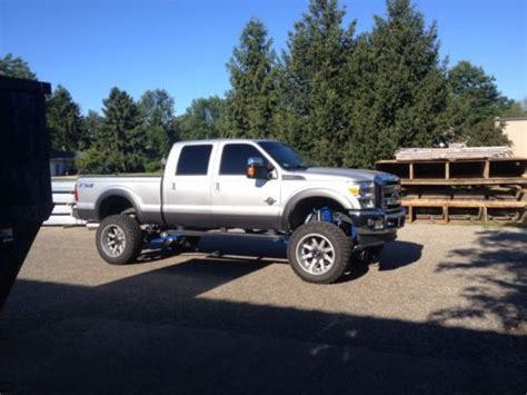 Find the best & compare trucks for economy, performance, comfort & reliability at review centre. Buy used 2012 Ford F250 Lifted 6.7L powerstroke in West ...