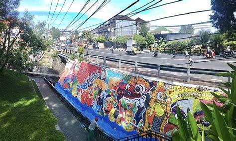 Taman Kota Lumintang Kini Dihiasi Mural - Bali Ekbis