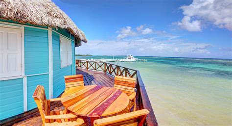 Blackbird Caye Resort Belize Turneffe Atoll Maduro Dive