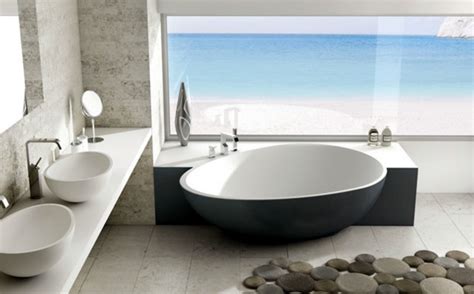 Freistehende badewanne in modernem design wave. Design-Badewanne mit dunkler Schürze - Modern - Badezimmer ...