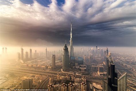 Burj Khalifa Shown In Stunning Photos Of Dubai Above The Clouds Daily