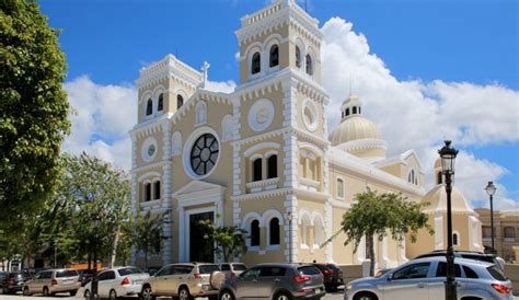 Universidad católica boliviana, la paz. Embargan cuentas de la Iglesia católica en Puerto Rico