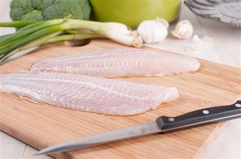 How To Properly Thaw Frozen Fish The Healthy Fish