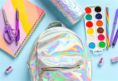 5 Cool Ideas On How To Decorate A Student Backpack Expose Lifestyle