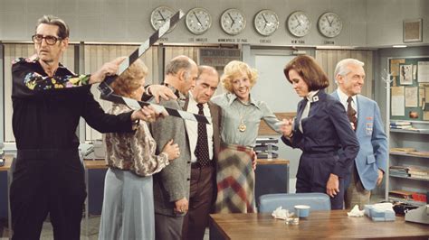 Mary Tyler Moore Show Turns 50 Why The Sitcom Remains A Classic
