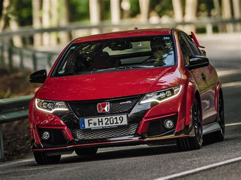 Die leser des fachmagazins „sport auto haben das fahrzeug in der importwertung zum. 2015 Honda Civic Type R European Dynamic Launch 9