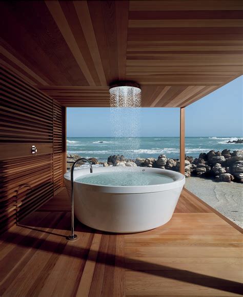 Super Fabulous Round Bath Tubs For A Stunning Look Of Your Bathroom