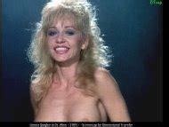 Linnea Quigley Nue Dans Ma Prof Est Une Extraterrestre