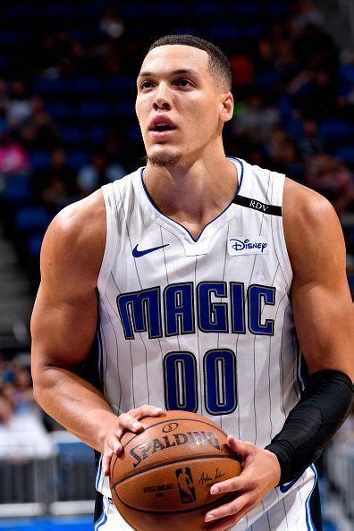 His father eddy played collegiate basketball at san diego state and later signed as an nfl free agent with the new england patriots. Aaron Gordon | Basketball Wiki | Fandom