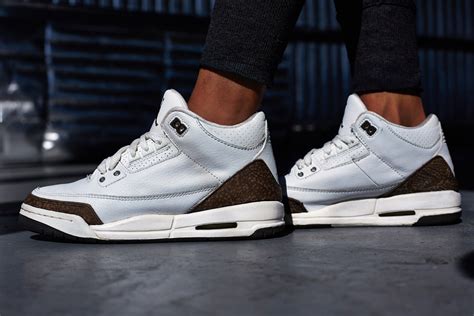 Air Jordan 3 Mocha Retro 2018 Wave®