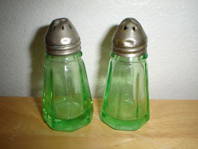 Hazel Atlas Green Depression Glass Salt Pepper Shakers Antique Price