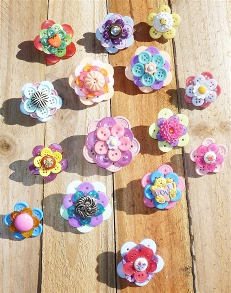 40 Decorative And Brilliant Button Art And Craft Ideas