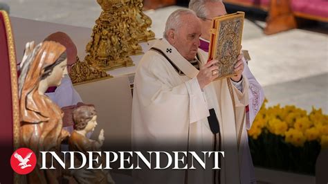 Live Pope Leads Easter Sunday Mass At The Vatican Youtube