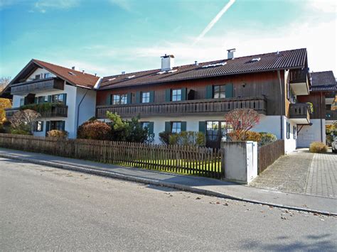 Hier entstehen zwei häuser mit je 12. Alpenland Ferienwohnungen Allgäu - Wohnungen in Füssen ...