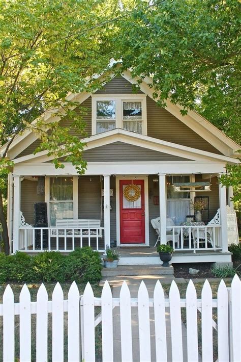 15 Amazing Cottage House Exterior Design Ideas Lmolnar Small