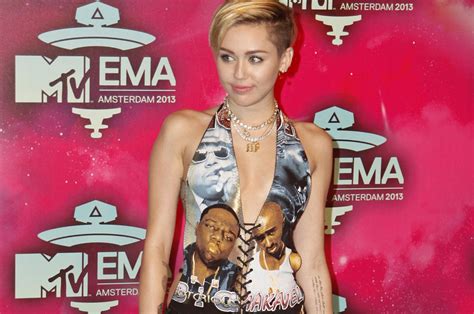Miley Cyrus Lost 100k Worth Of Goods In House Burglary