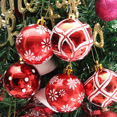 Plastic Christmas Baubles Handmade And Painted Ball Tree Balls