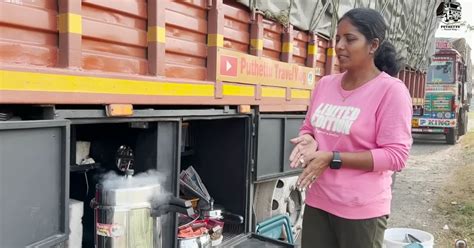 Meet Jelaja Ratheesh The 40 Year Old Woman Truck Driver From Kerala