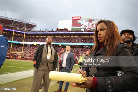 Pam Oliver Photos And Premium High Res Pictures Getty Images