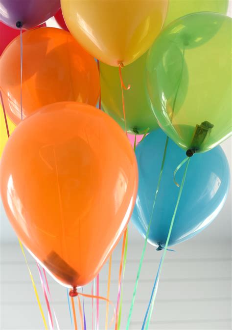 Do you have any other ideas about how to give cash creatively? Money Gift Ideas: Birthday Balloons - Fun-Squared