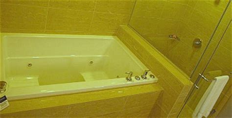 Whirlpool tub prices start at $1,700. Illinois Jacuzzi® Suites - Chicago Hotel Hot Tubs ...