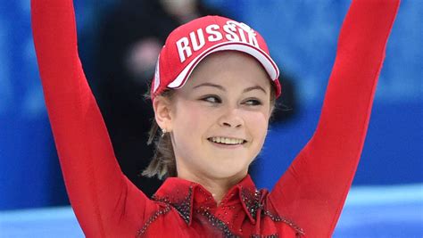 Russias Tiny Genius Julia Lipnitskaia Captivates On Olympic Stage