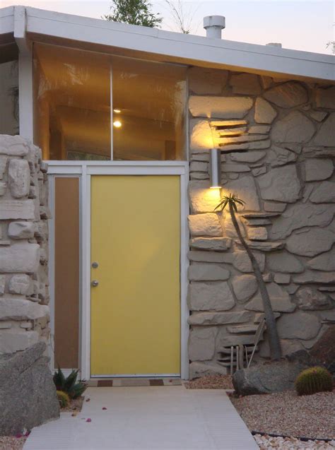 You have many options to design a beautiful exterior paint color scheme. 25 Midcentury Exterior Design Ideas - Decoration Love