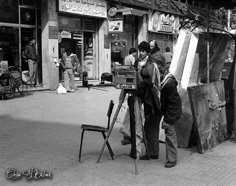مصور فوتوغرافي في ساحة المرجة بدمشق التاريخ السوري المعاصر