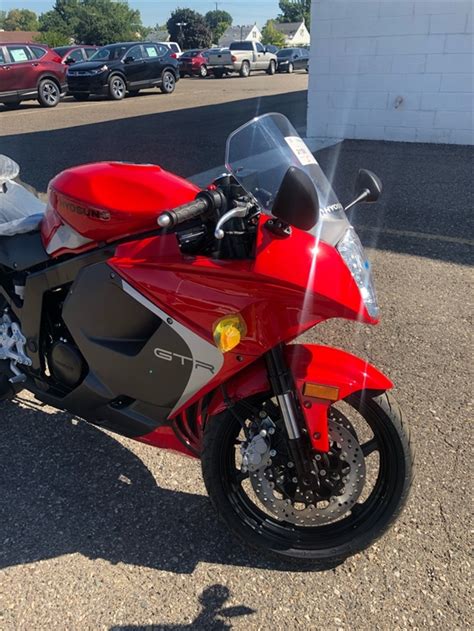 Find hyosung gv250s for sale on oodle classifieds. 2016 HYOSUNG GT250R 250R | Genthe Honda Powersports