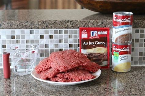 This mushroom crock pot cube steak & gravy is comfort food in a slow cooker! Crock pot cubed steak with gravy | Recipe | Cube steak ...