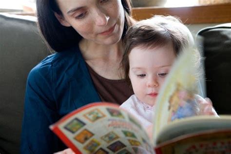 亲子教室：盘点家长给婴儿读书有7大好处健康腾讯网