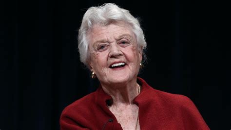 Angela Lansbury Golden Age Hollywood Star Dead At 96