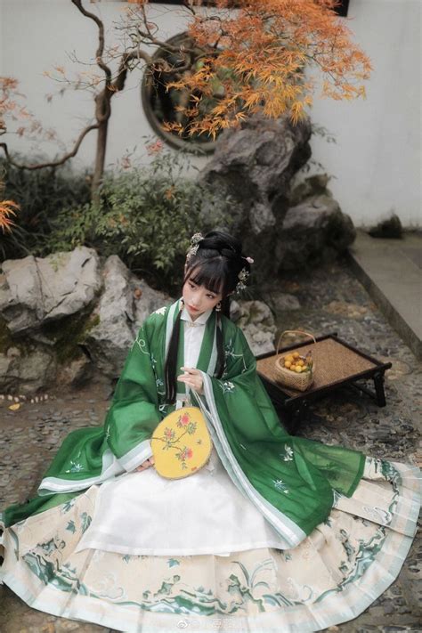 ghim của her melan trên hán phục ancient chinese clothing cosplay