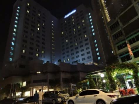 Fully refreshed in 2014, vistana hotels offer new vibes with updated rooms maximising on comfort and practicality. EL HOTEL DE NOCHE - Picture of AC Hotel by Marriott Kuala ...